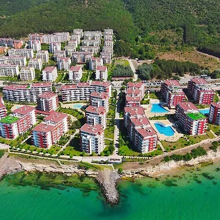 아파트 Апартамент В Апарт- Отеле Гранд Резорт Форт Клуб 엘레니테
